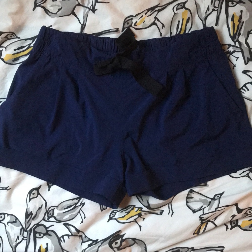 Lululemon Drawstring Cuff Short